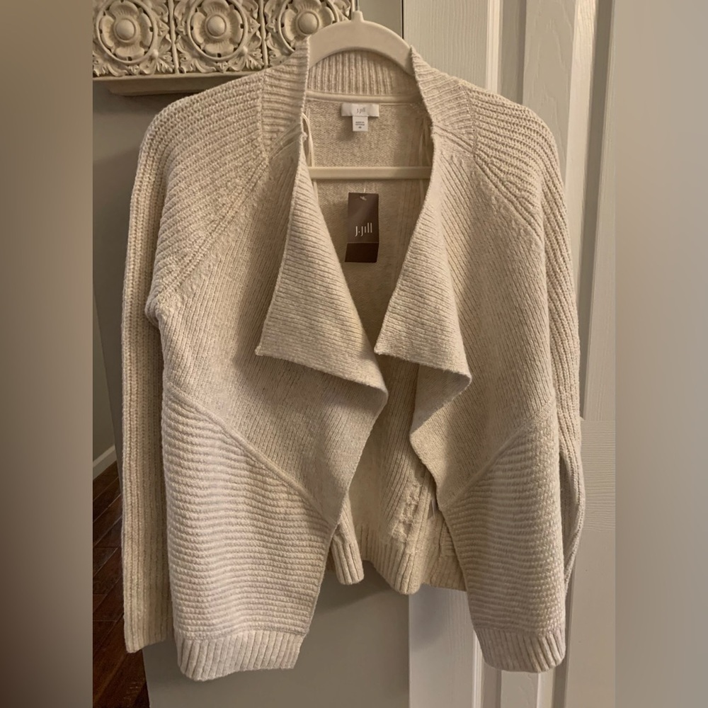 J.Jill Cable Knit Open Front Cardigan
Porcelain Heather NWT - XS